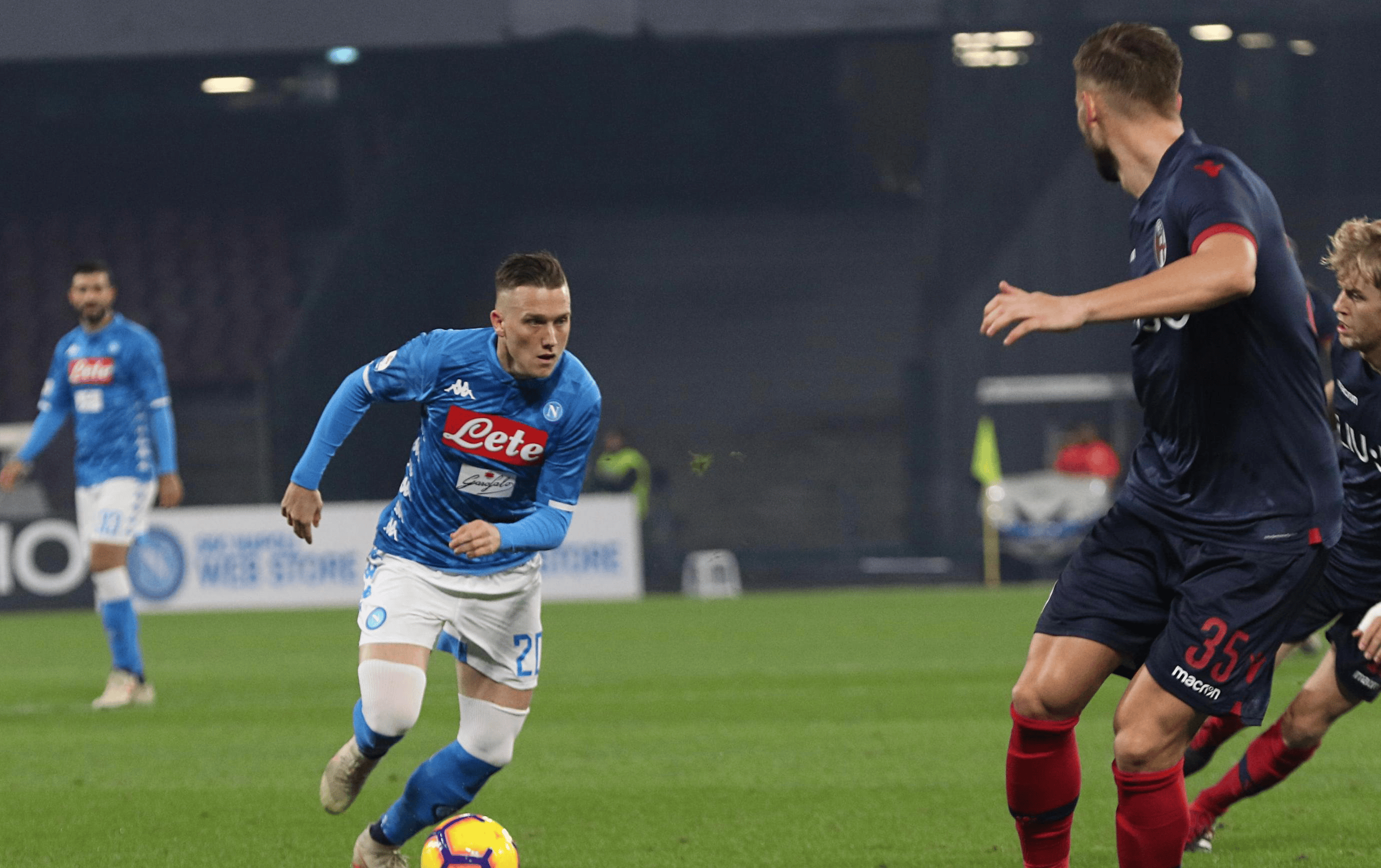 包含Faker重要时刻出色发挥，西班牙队带队取胜！的词条