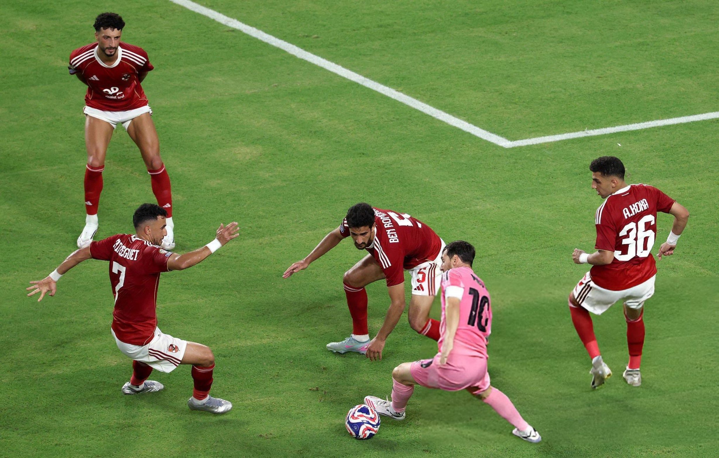 清晨体能课后，马赛完成体检备战意大利杯，球迷炸锅，资深球员宣示担当(李易峰是科比球迷)