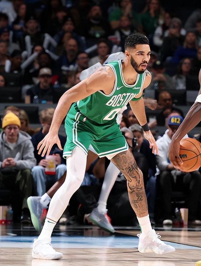 关于塔图姆关键节点关键助攻，掘金带队取胜！的信息